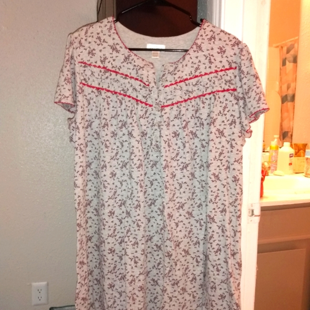 Nightgown